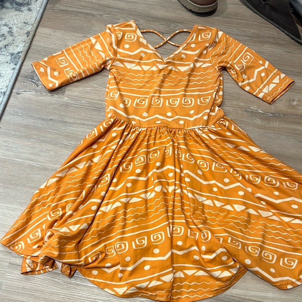 Great condition dot dot smile dress size 7.